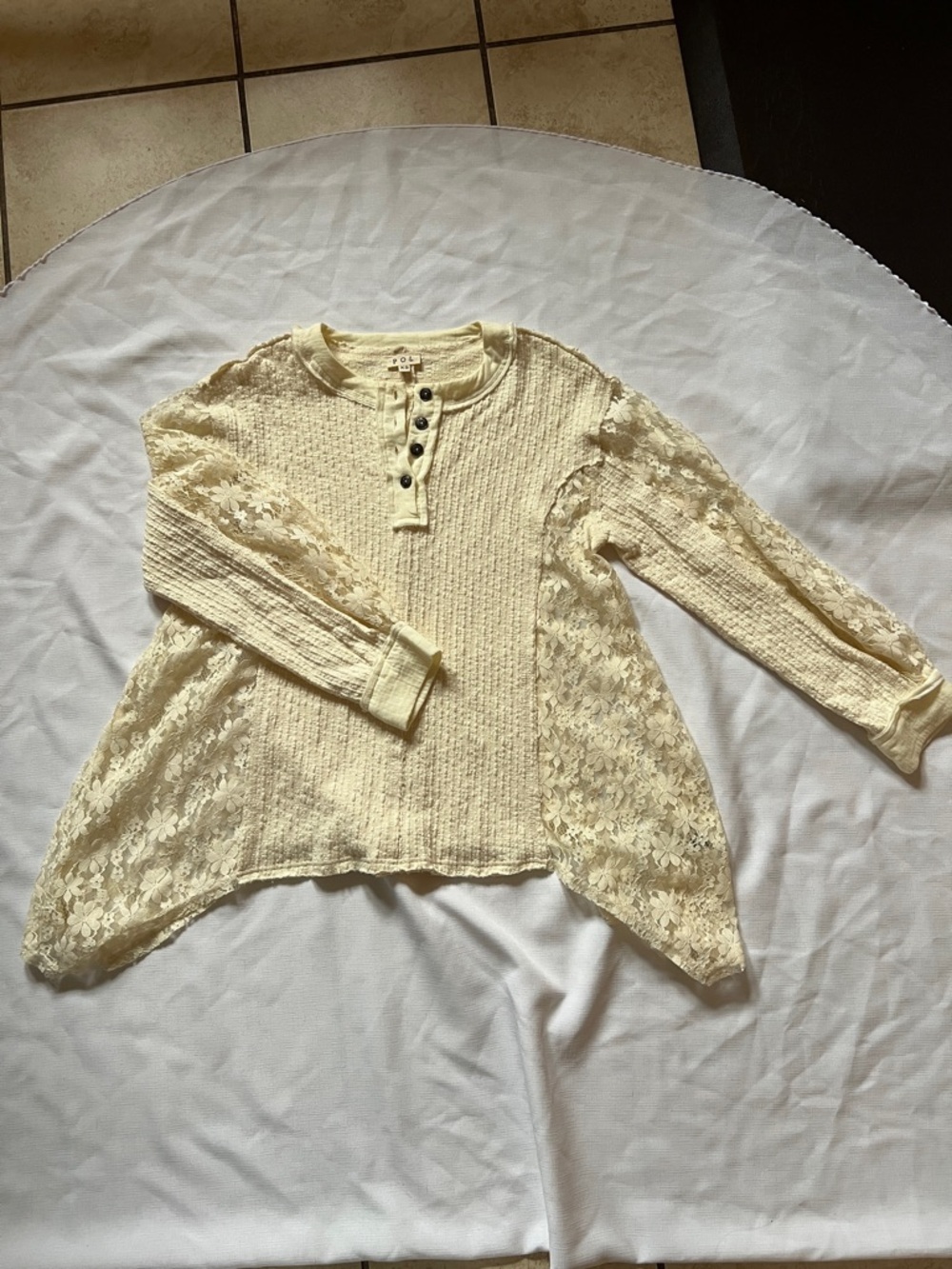 POL cream Lace-Trim Henley Top